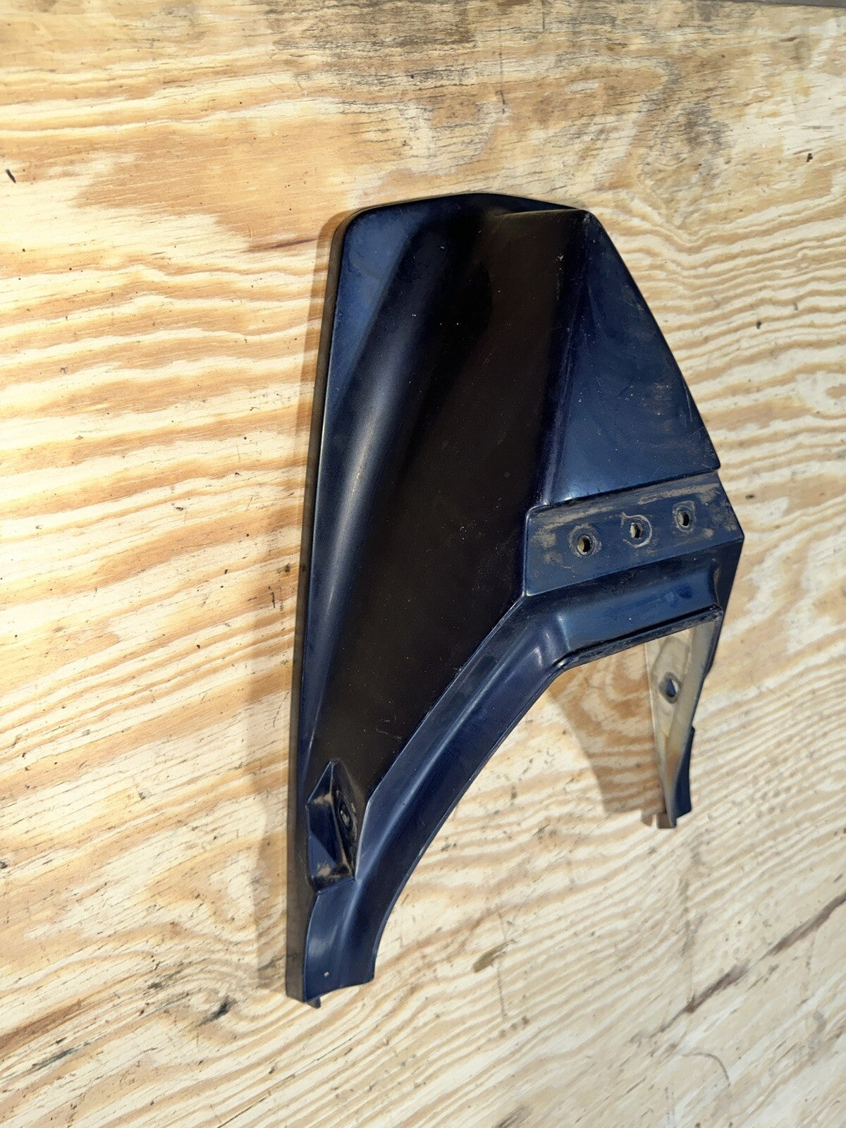 '82 83 XS400R SECA XS 400 REAR TAIL FAIRING COWL PLASTIC COMPARTMENT 1982 YAMAHA