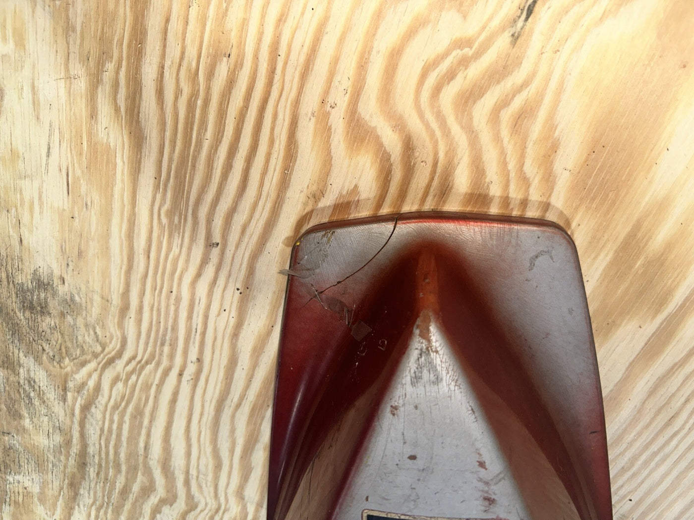 '82 83 XS400R SECA XS 400 REAR TAIL FAIRING COWL PLASTIC COMPARTMENT 1982 YAMAHA