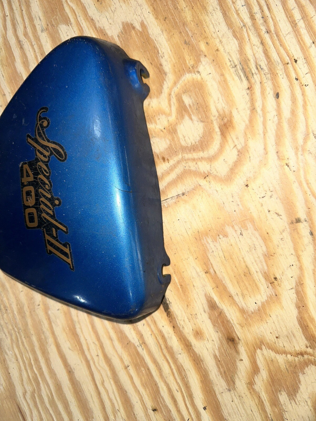1980 Yamaha XS400 Special 2 OEM Right Side Cover Blue