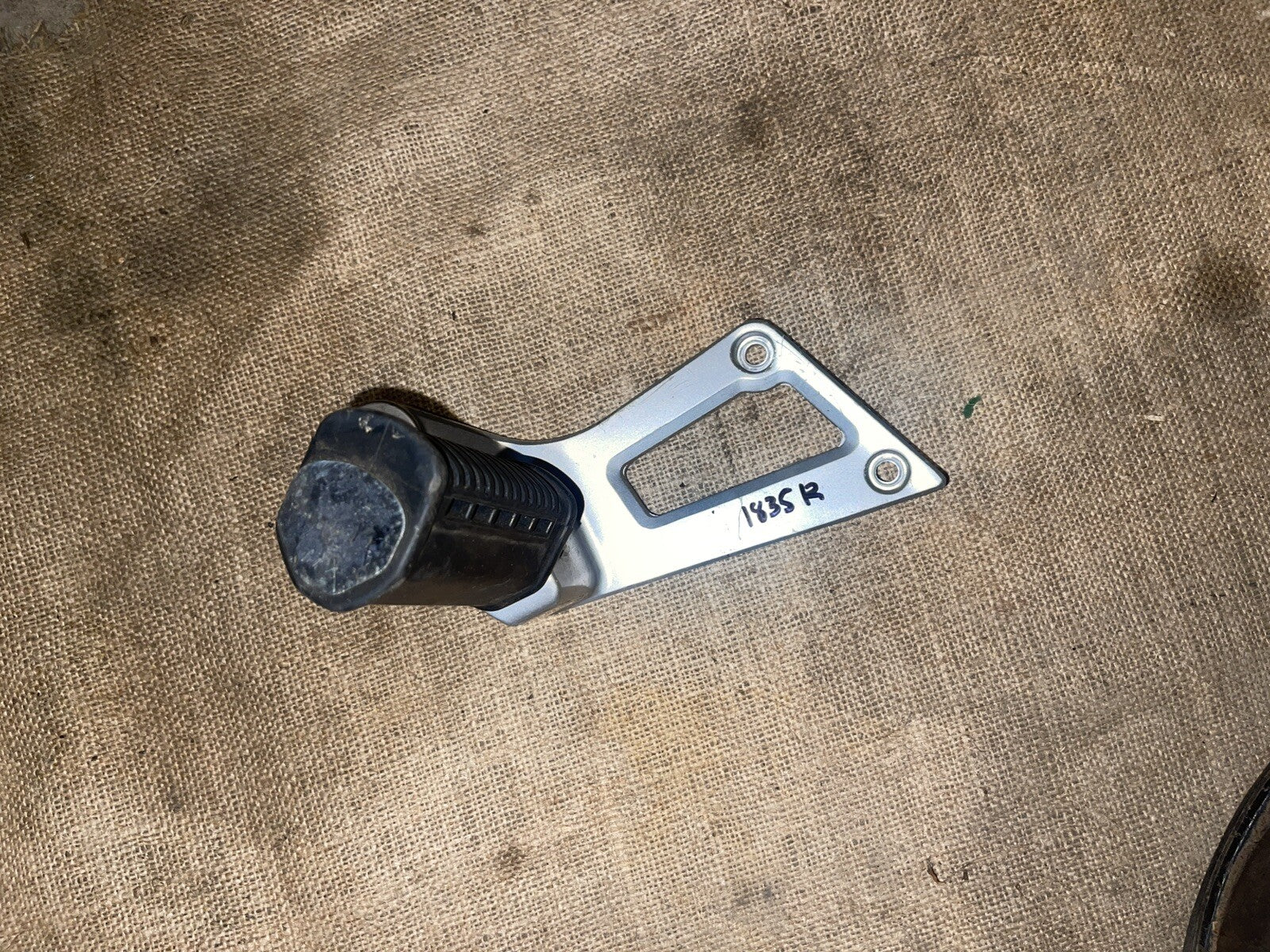 90 Suzuki Katana 1100 GSX1100F Rear Right Passenger Foot Peg Rest Mount Bracket