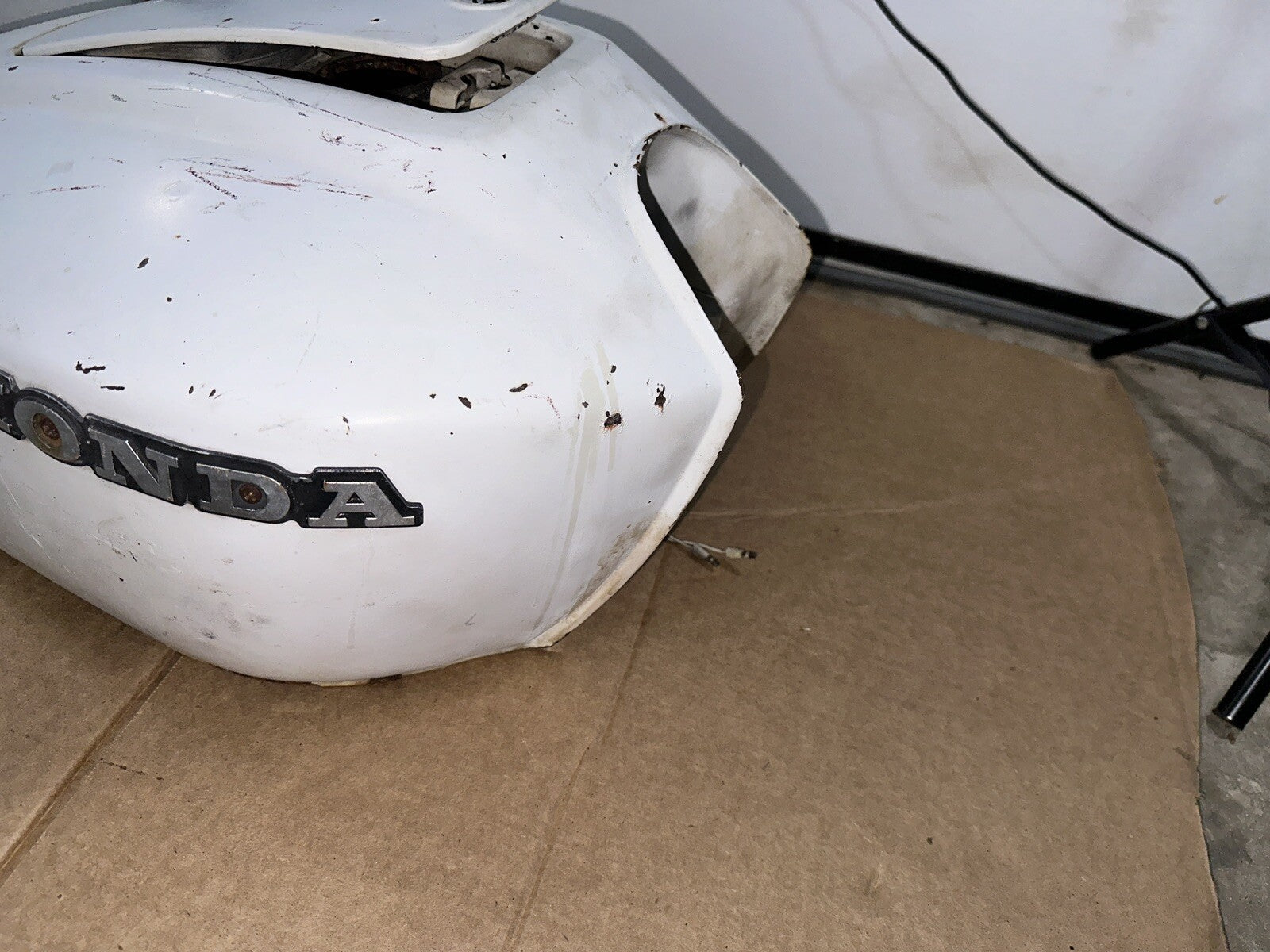 77 Honda CB 750 A CB750 CB750A petrol gas fuel tank