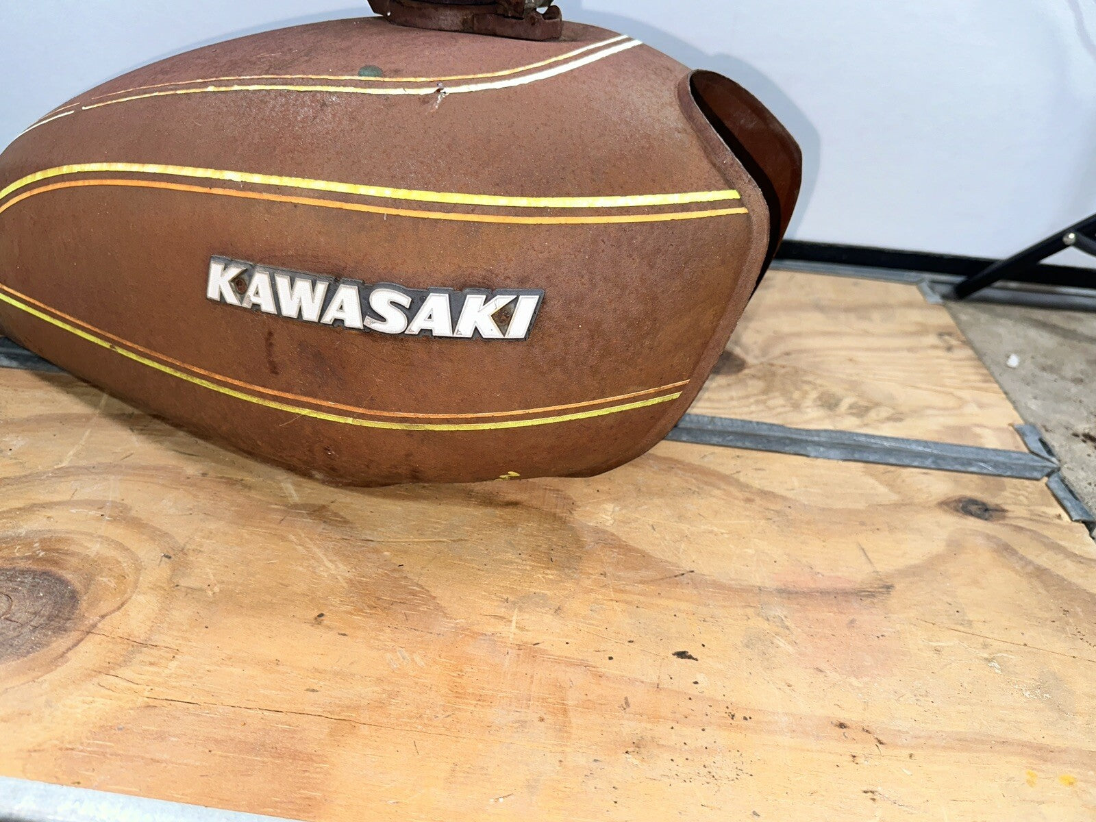 1974-77 Kawasaki KZ400 KZ 400 Gas Tank Fuel