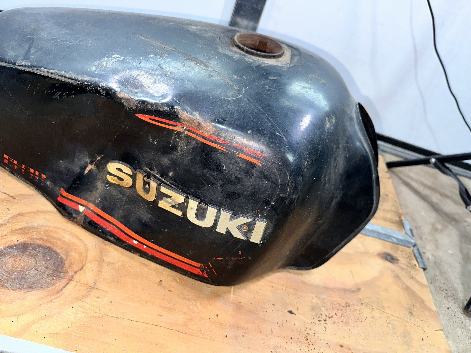 1982 Suzuki GS 750 E GAS Tank Fuel Tank