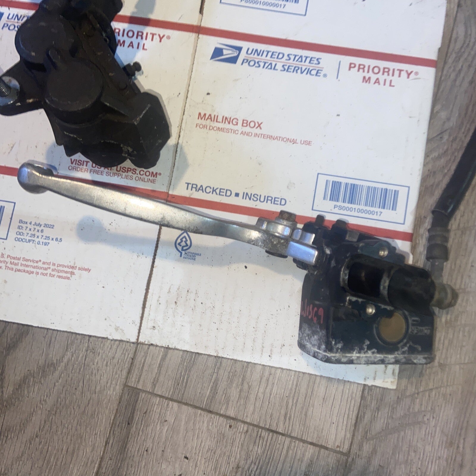 Brake Caliper Front Master Cylinder Suzuki GSX600F Katana 600 88-96