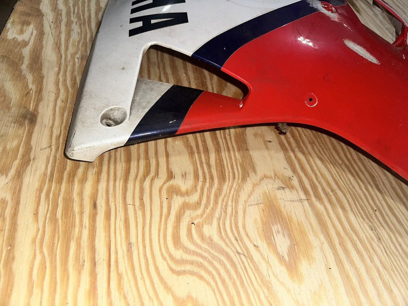 1989 1990 YAMAHA FZR1000 RIGHT SIDE COVER FRAME PANEL COWL FAIRING