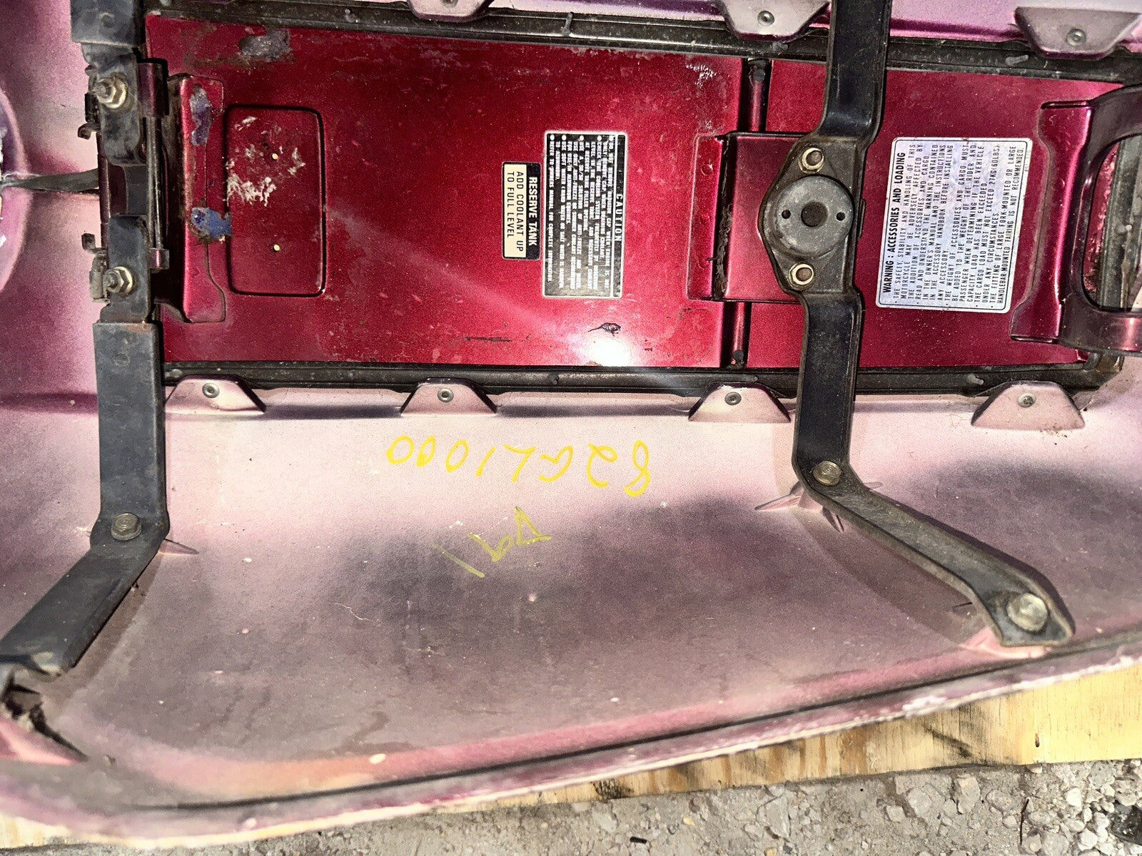 1982 HONDA GOLDWING GL1100 FALSE GAS TANK+TRIM PANELS NO KEY