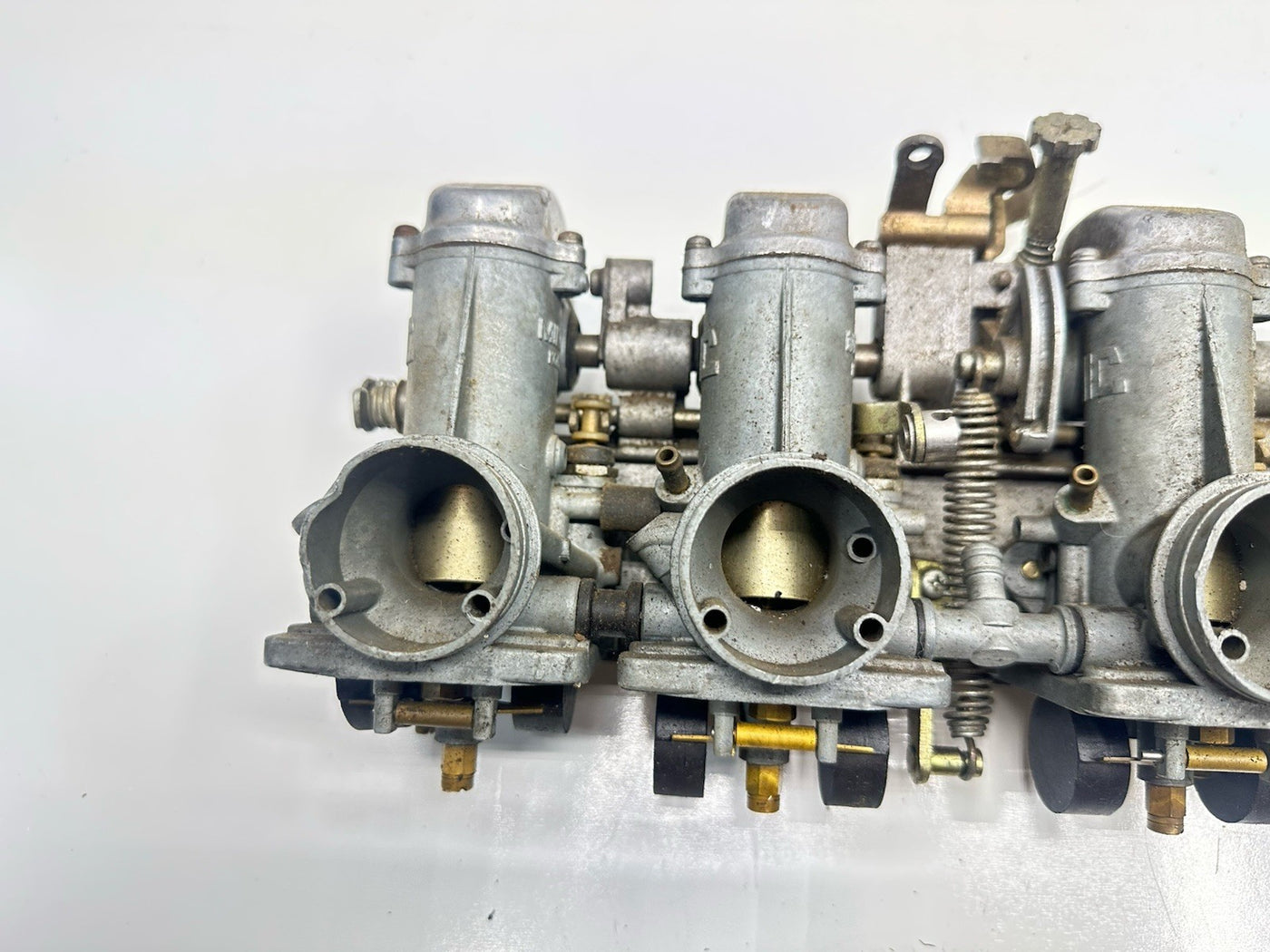 1979 SUZUKI GS750 GS 750 EC INTAKE CARBURETOR CARBS