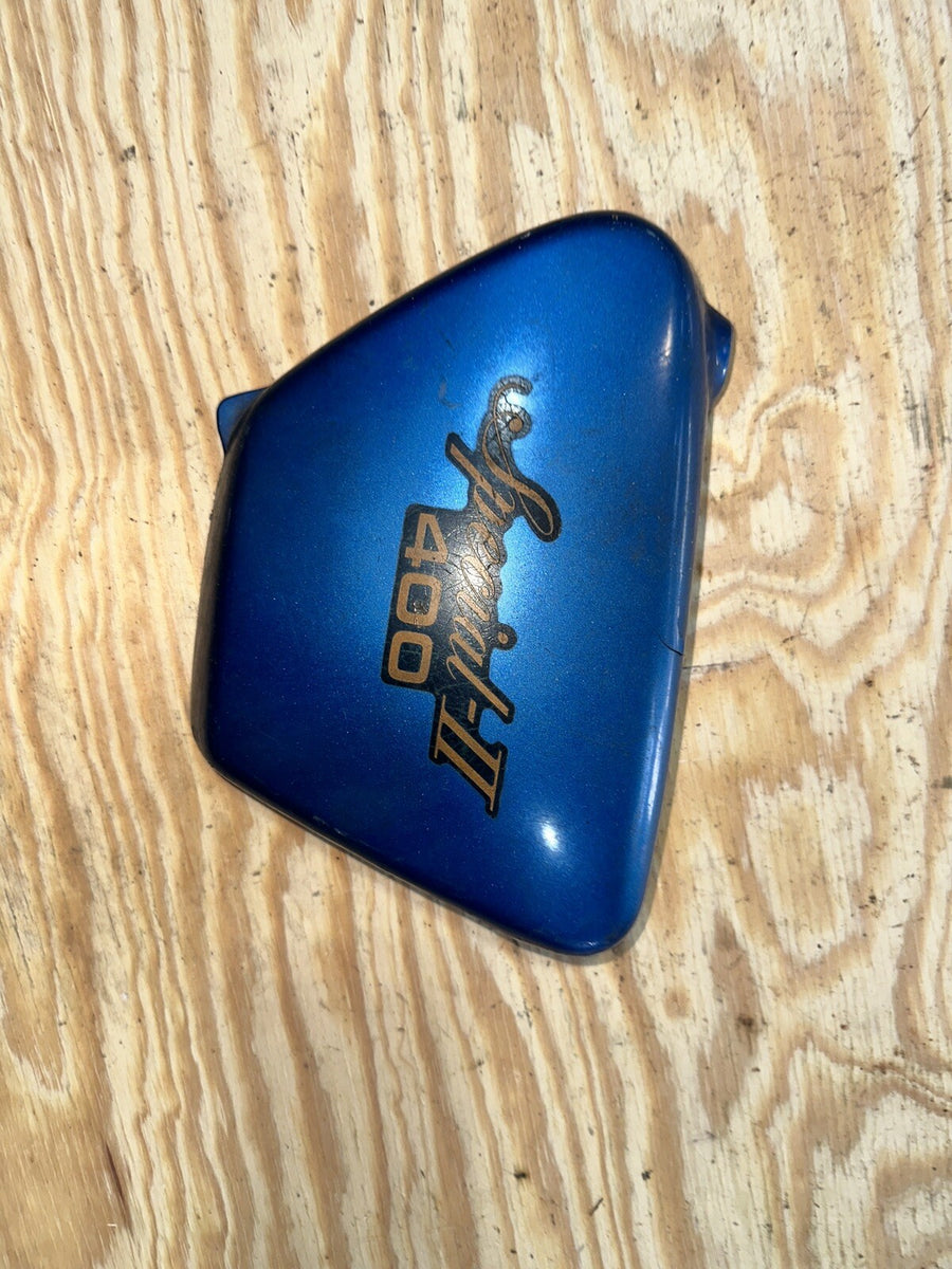 1980 Yamaha XS400 Special 2 OEM Right Side Cover Blue