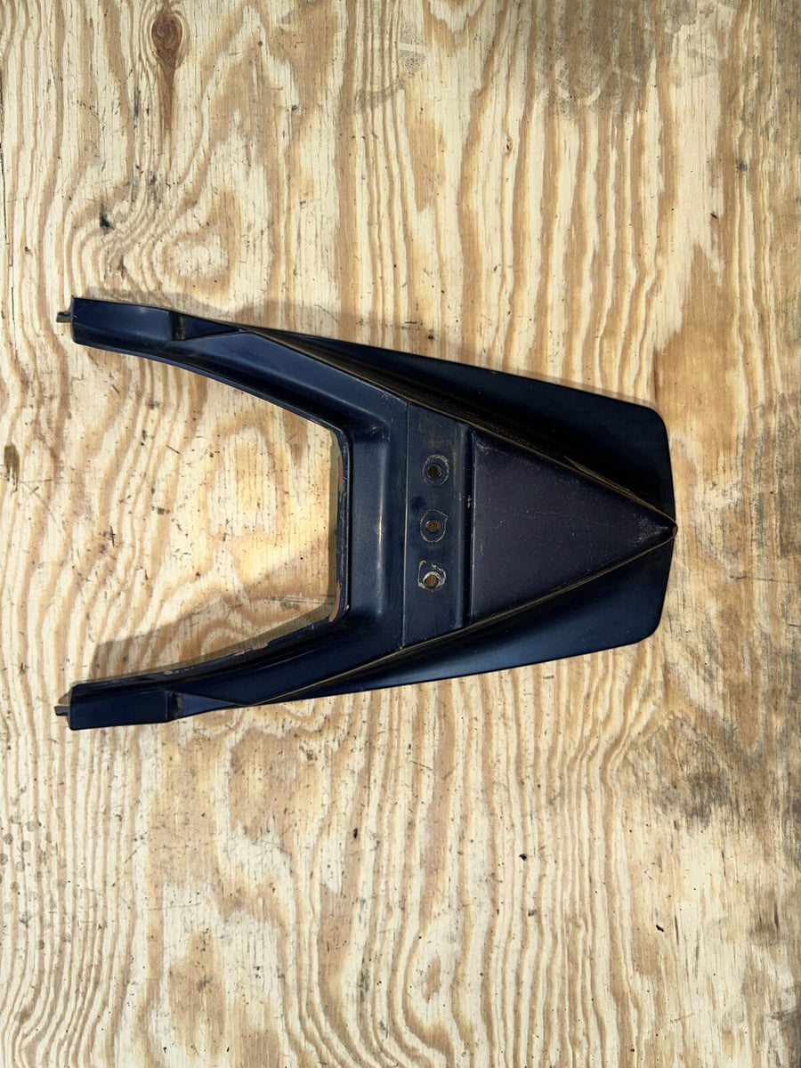 '82 83 XS400R SECA XS 400 REAR TAIL FAIRING COWL PLASTIC COMPARTMENT 1982 YAMAHA