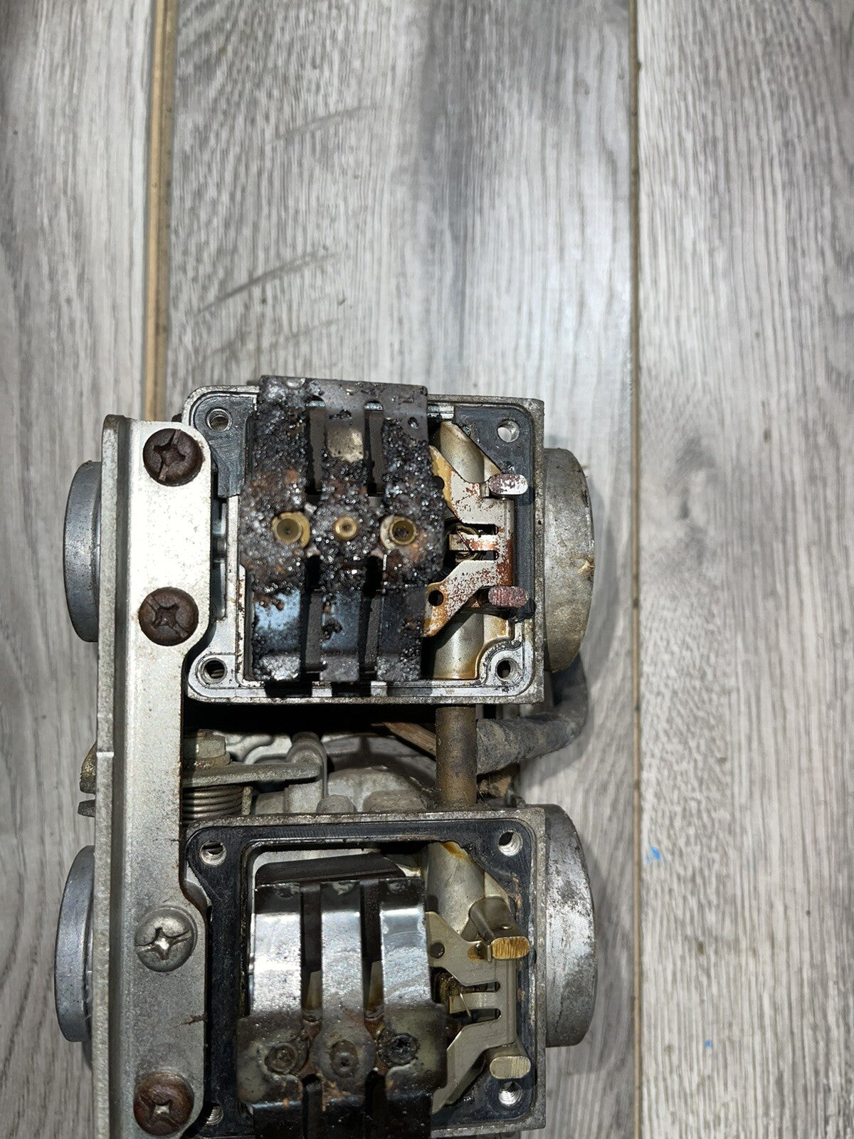1976 - 1981 yamaha xs850 Carburetors OEM