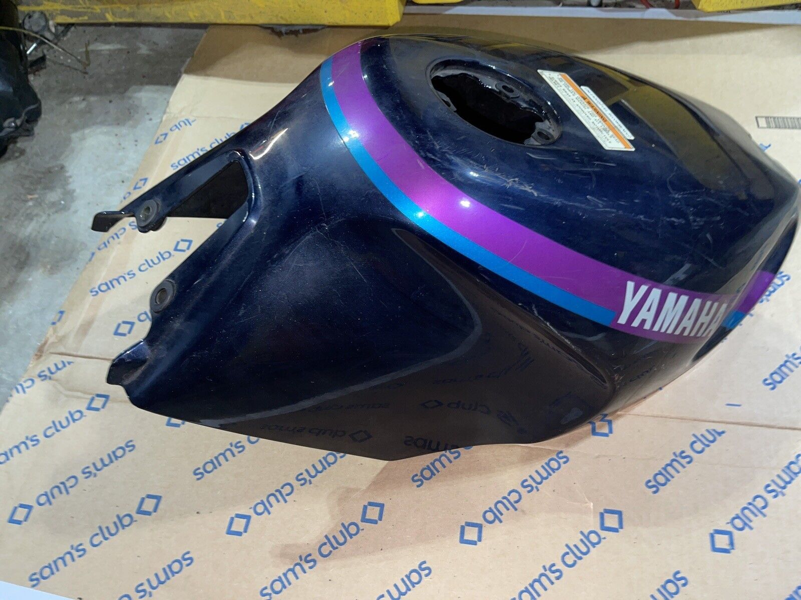 93-99 YAMAHA FZR600 GAS TANK FUEL CELL COVER FAIRING COWL