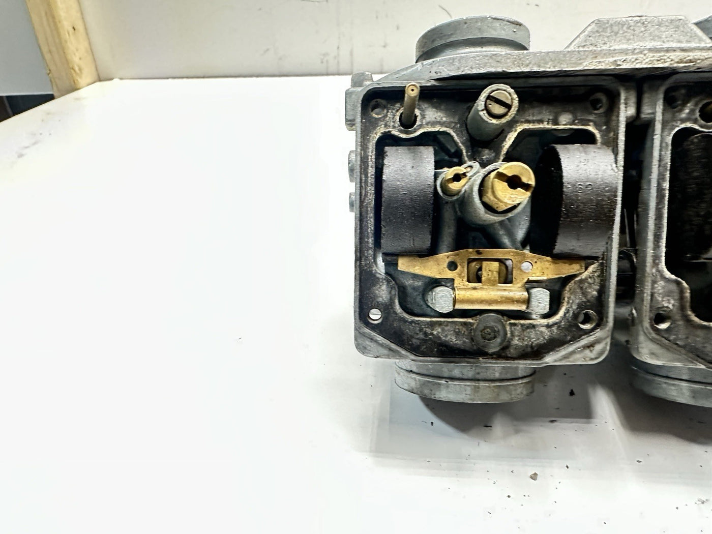1979 SUZUKI GS750 GS 750 EC INTAKE CARBURETOR CARBS