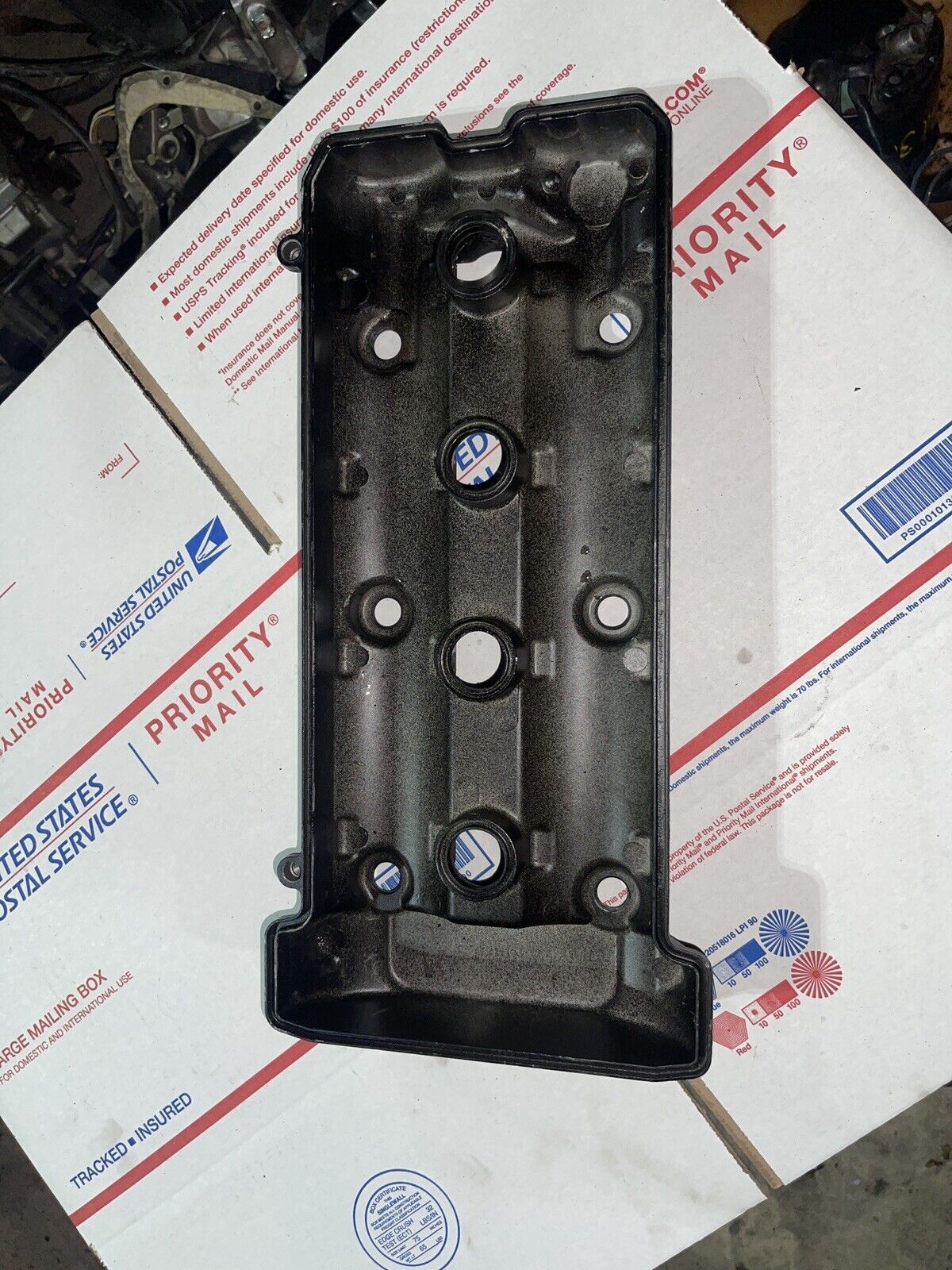 CYLINDER HEAD VALVE COVER 97 98 99 00 GSXR600 96-99 GSXR750 1997 1998 1999 2000