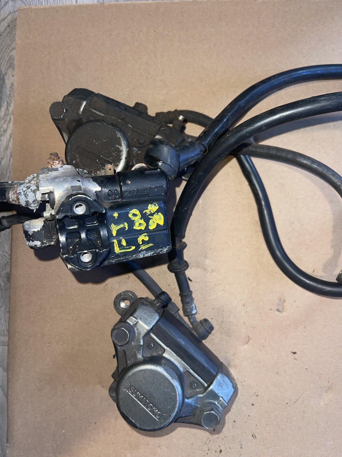 86 Yamaha FJ 1200 Left Right Front Brake Caliper 1986-1987