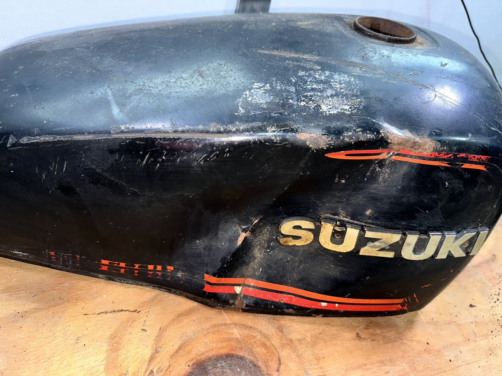 1982 Suzuki GS 750 E GAS Tank Fuel Tank