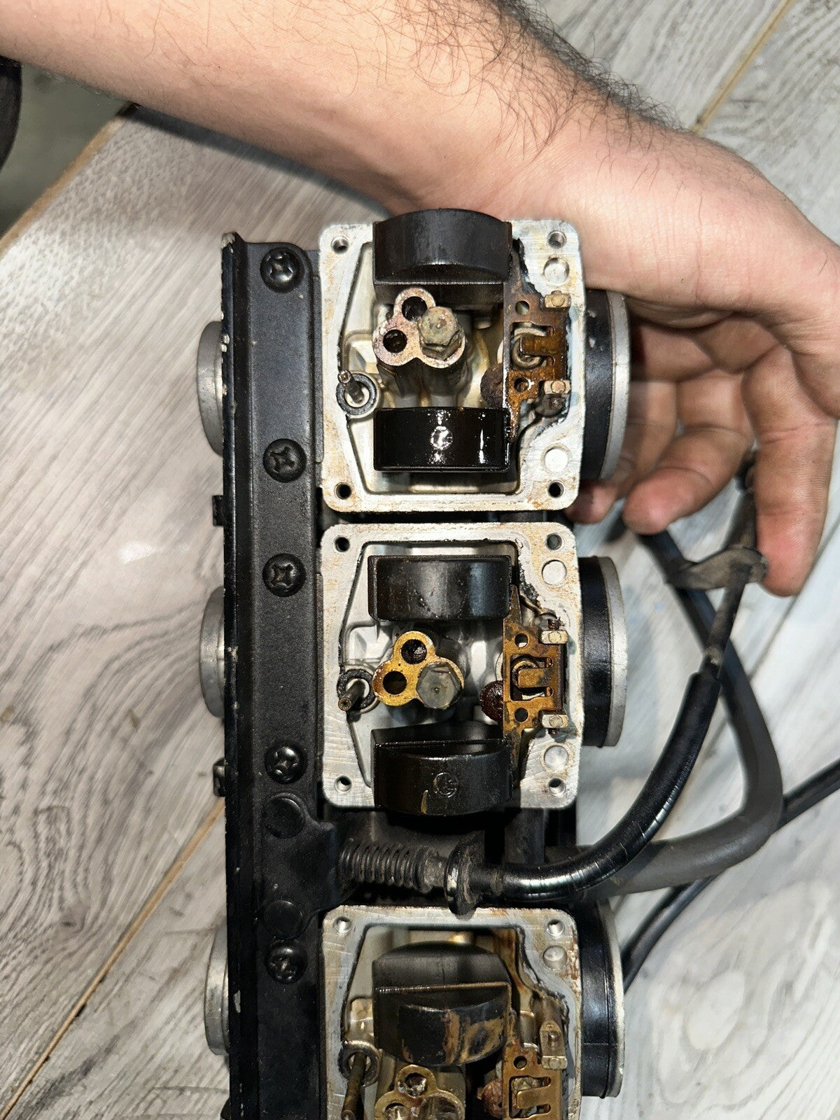 1984-85 KAWASAKI GPZ 550 ZX550 ZX KZ 550 CARBS CARBURETORS NEEDS CLEANING