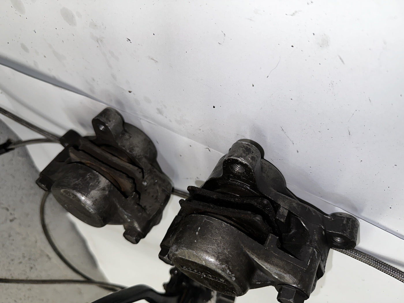 86-87 YAMAHA FJ1200 FRONT BRAKE CALIPER PAIR CALIPERS MASTER CYLINDER