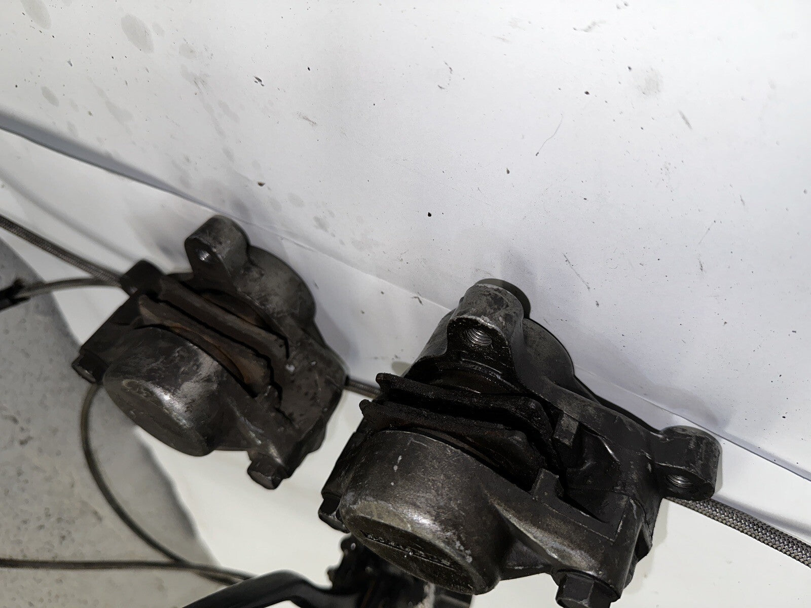 86-87 YAMAHA FJ1200 FRONT BRAKE CALIPER PAIR CALIPERS MASTER CYLINDER