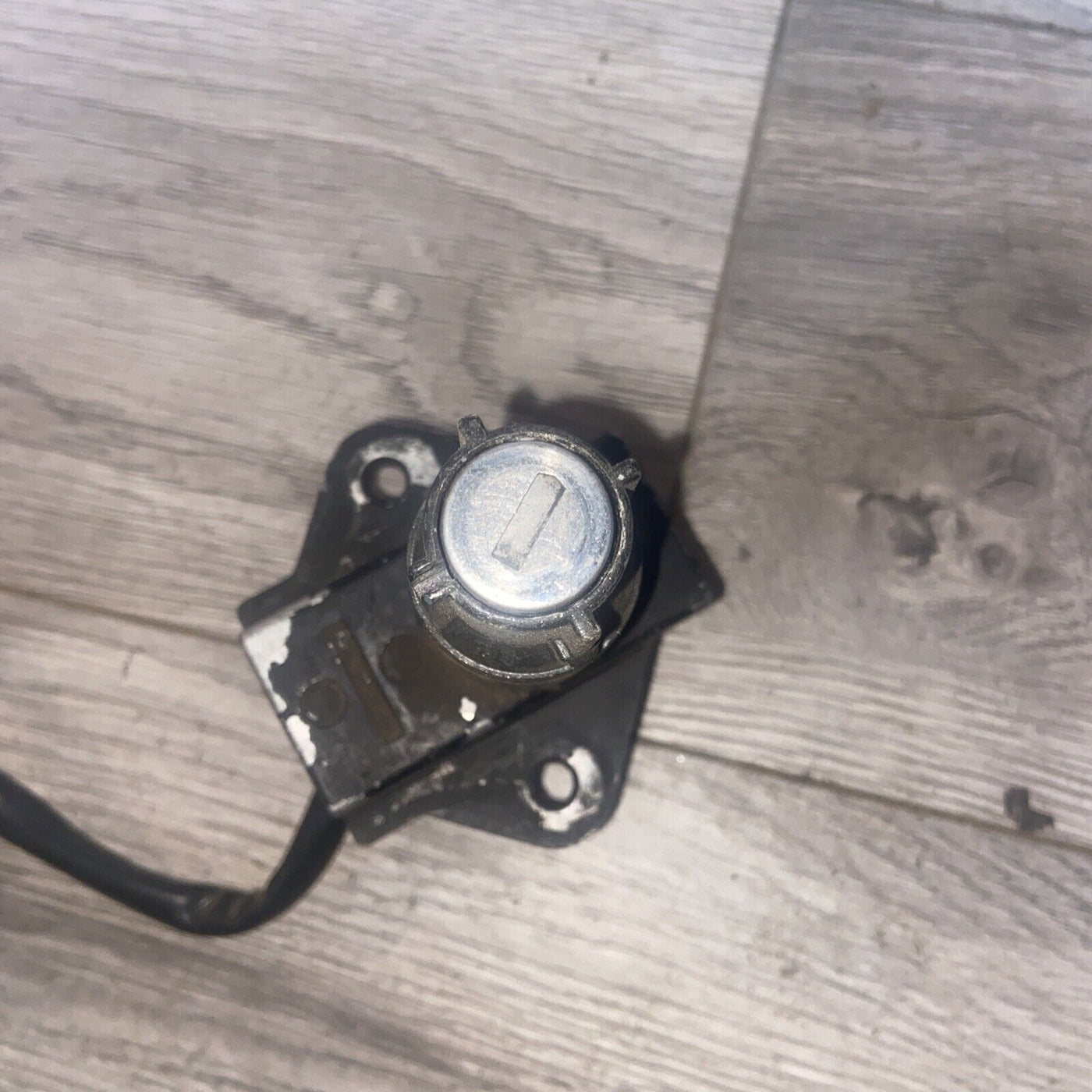 1981 SUZUKI GS 1100E IGNITION SWITCH LOCK NO KEY