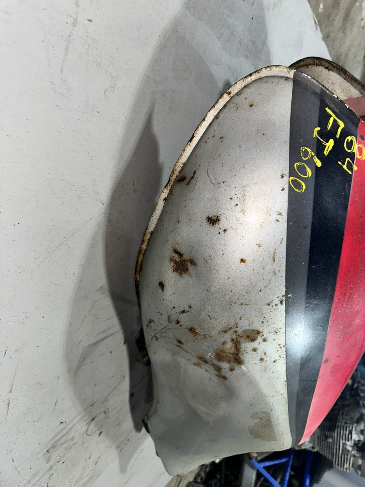 1984 1985 Yamaha FJ600 FJ 600 OEM Gas Fuel Tank 33M-24110-00-09