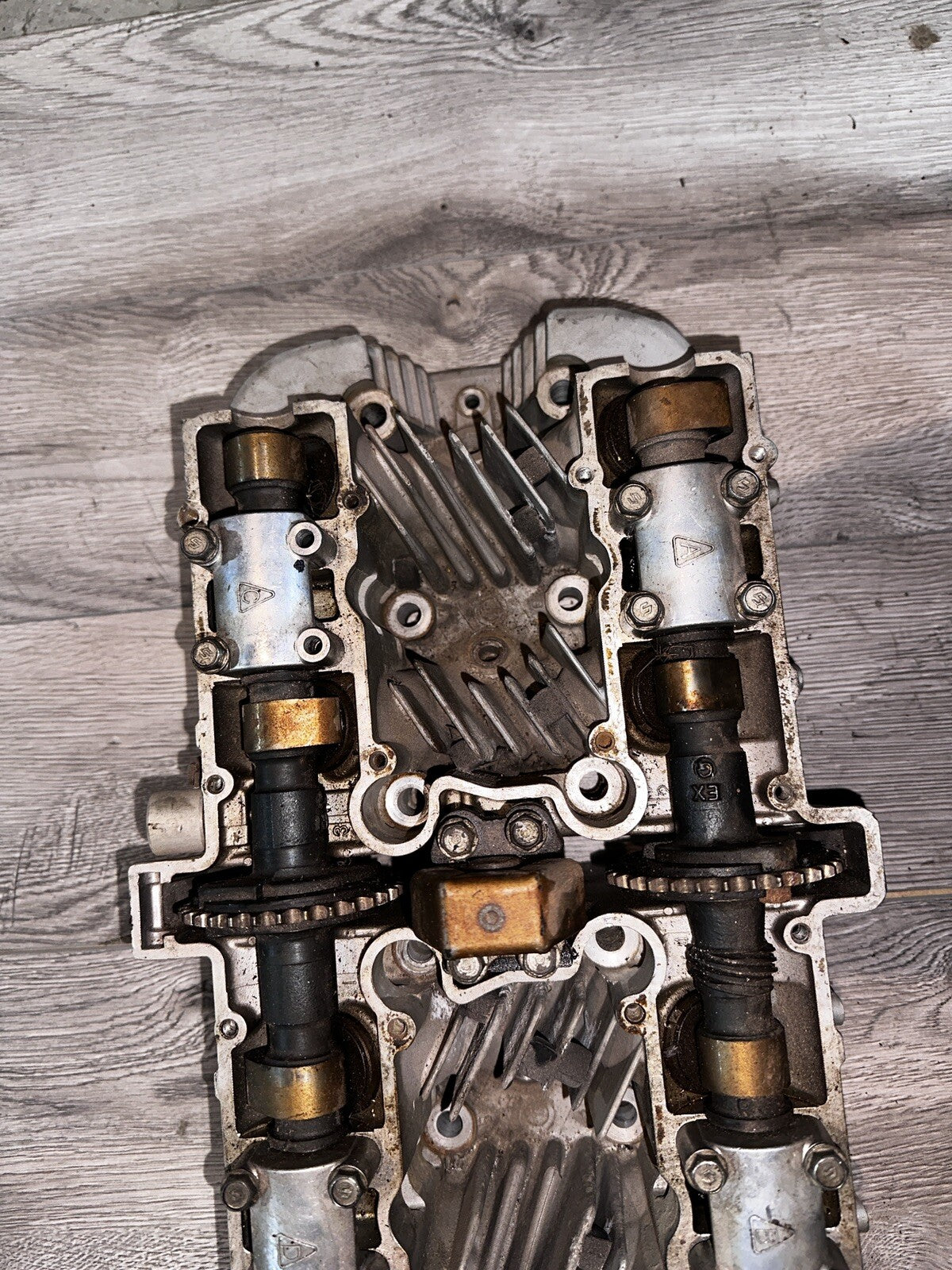 77 Suzuki Gs 750 Cylinder Head