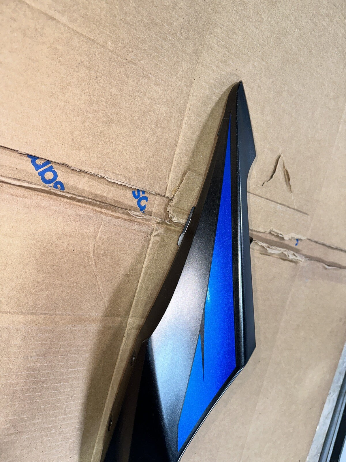 17-20 SUZUKI GSXR1000 GSXR 1000 OEM RIGHT REAR TAIL FAIRING BACK