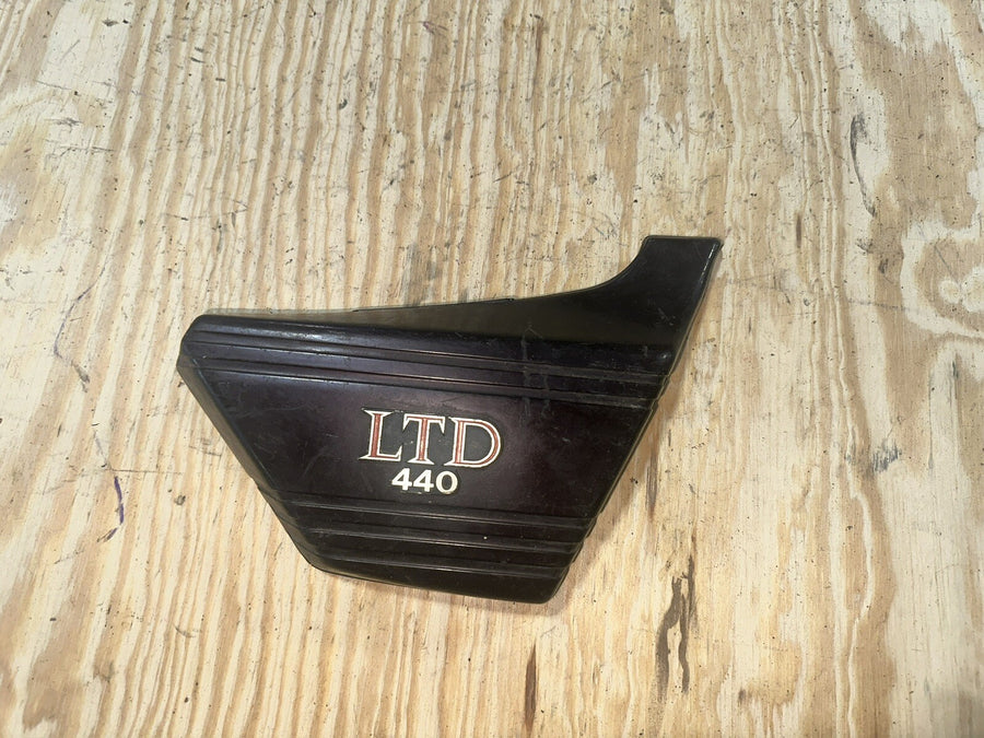 1980-83 Kawasaki LTD440 KZ440 Right Side Cover Panel