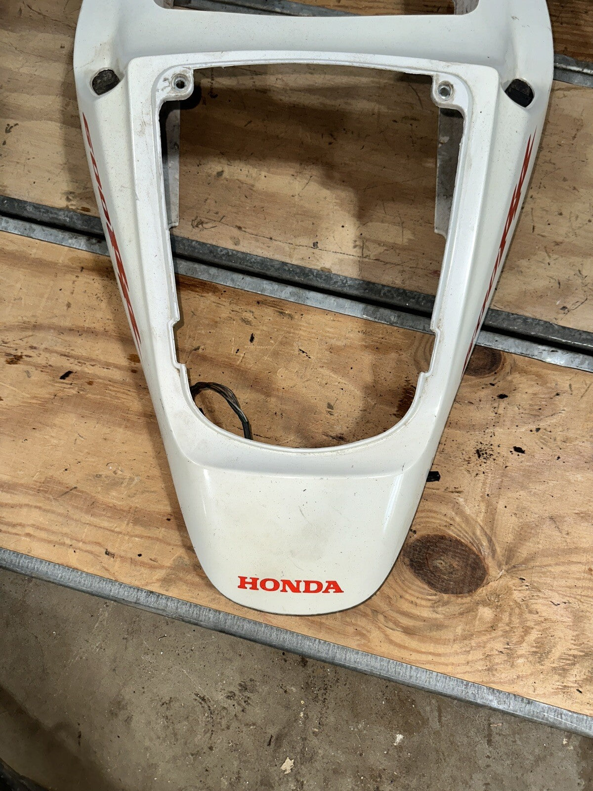 03 Honda CBR600RR CBR 600 Rear Tail Fairing Cover Panel