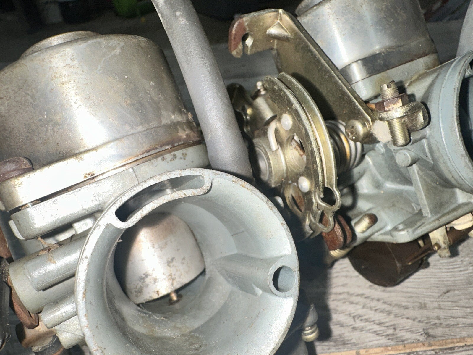 1976 Kawasaki KZ400 Keihin carburetor carbs Needs Rebuilding MISSING SPRINGS