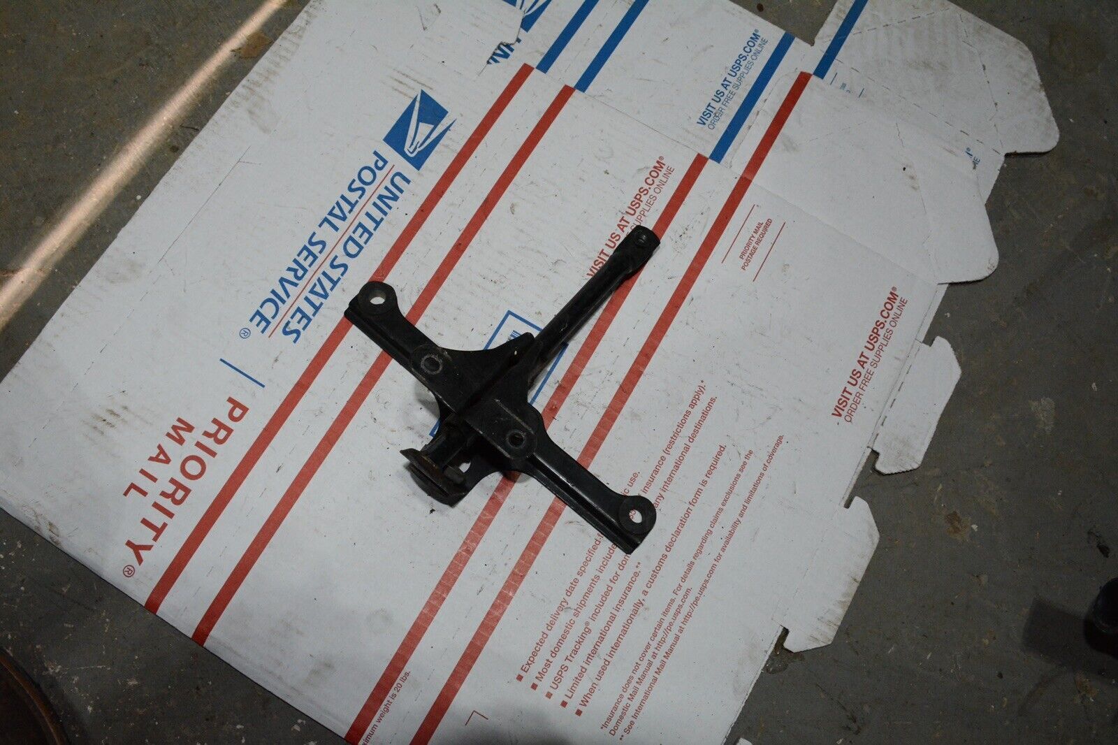 Radiator Support / Oil Cooler Mounting Bracket 93-05 ZX600E Ninja 600 ZX6 ZX6E