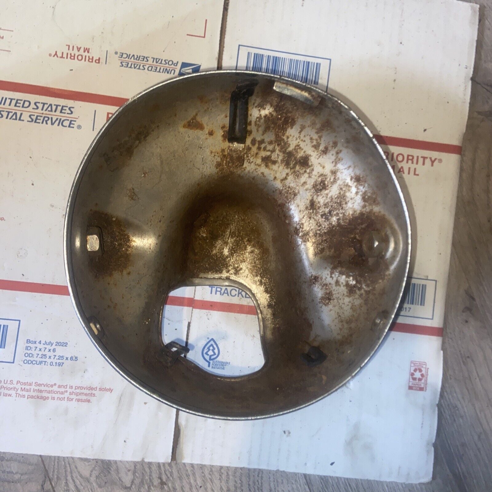 83 HONDA VF750C VF 750 V45 MAGNA CHROME HEAD LIGHT BUCKET HOUSING STOCK OEM