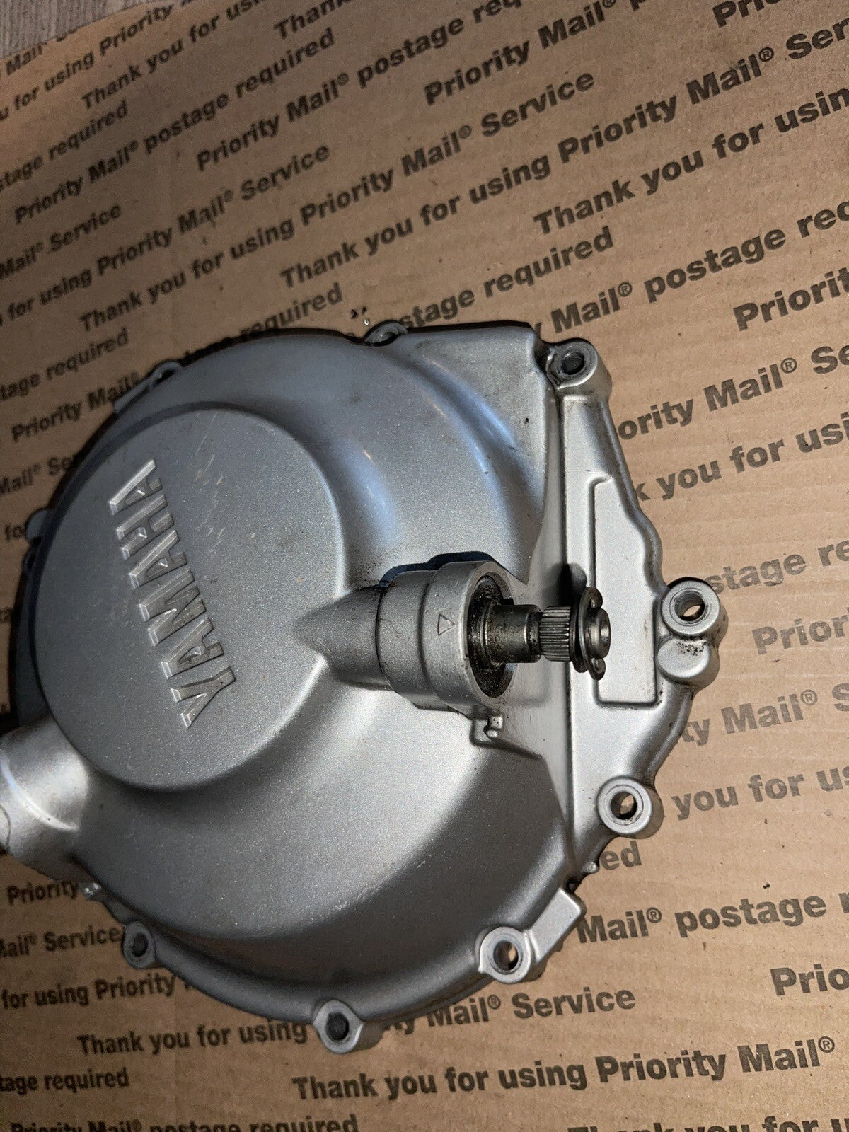 01-02 2001 2002 Yamaha Yzf R6 Engine Clutch Cover