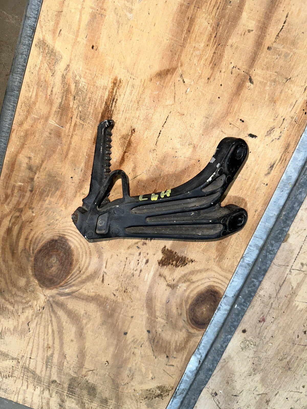 Honda 2003 2004 CBR600RR OEM Rear Passenger Footrest Footpeg Step Brackets Pegs