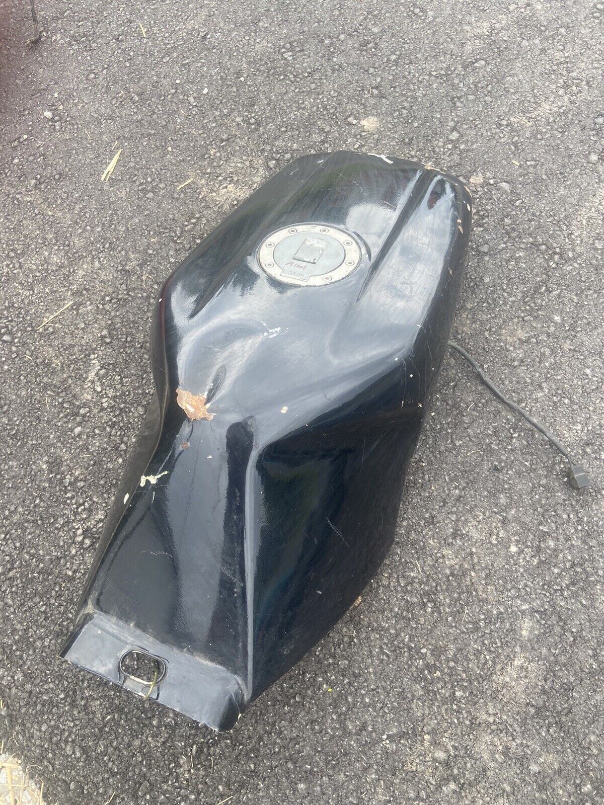 1986 Yamaha FZ600 Fuel Tank Gas Tank