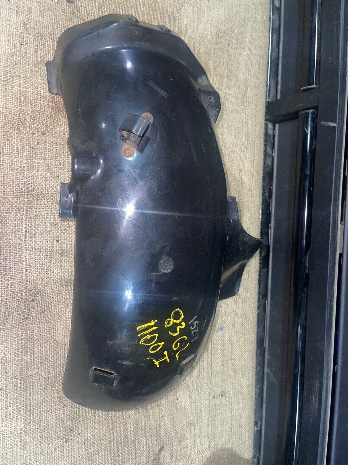 80 81 82 83 HONDA GL1100 GOLDWING INNER FENDER MUD GUARD BODY COVER