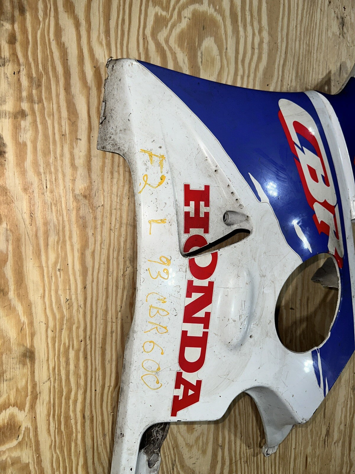 91-94 HONDA CBR600F2 LEFT MID UPPER SIDE FAIRING COWL PLASTIC