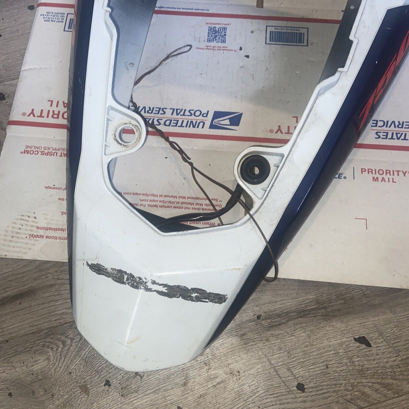 2004 Suzuki GSXR 750 Rear Back Tail Fairing Cowl