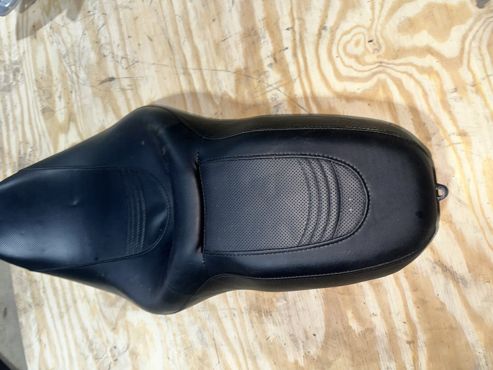 Harley Davidson Low Profile Touring Seat RDW 92/61-0067