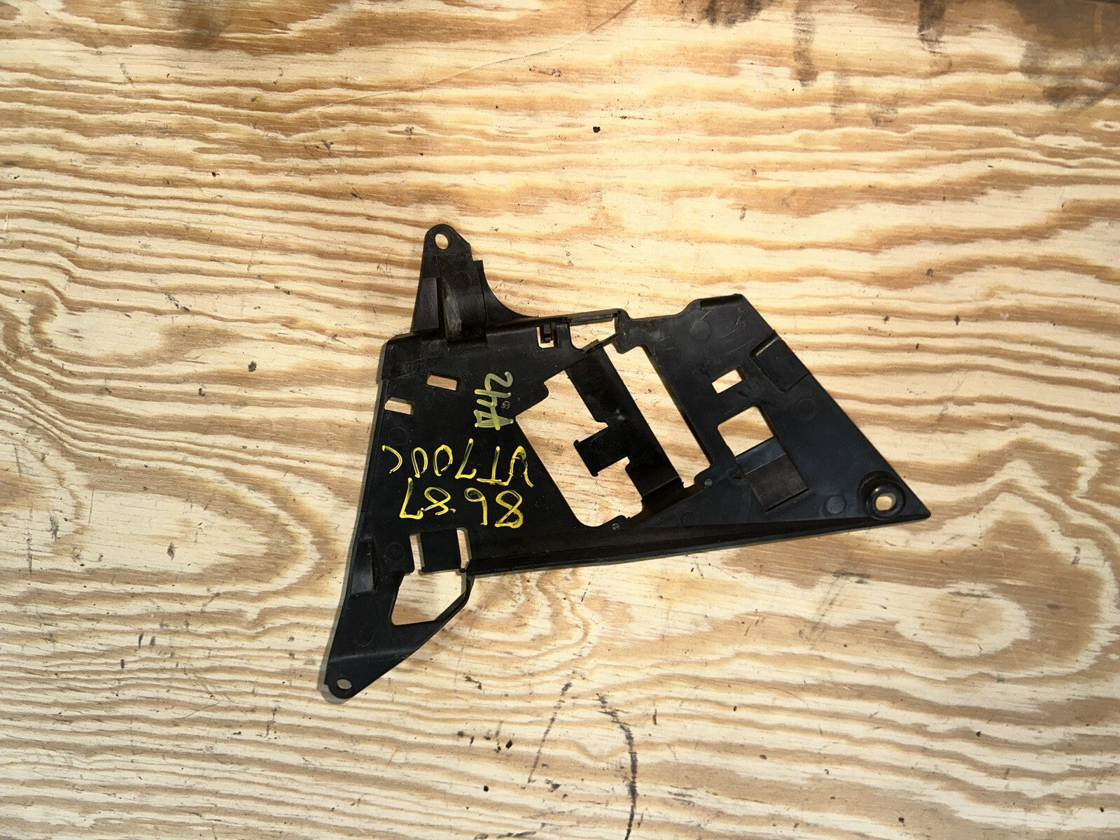 86  87  Honda  Shadow  VT700  (Inner)  Mount  Bracket TRSH