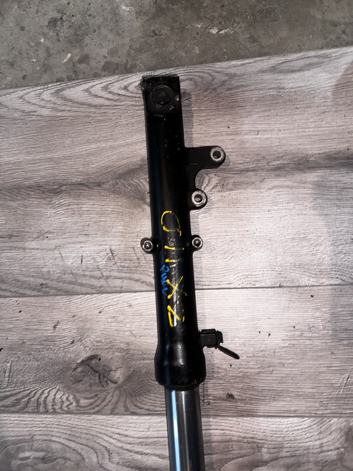 1992 92 Kawasaki Ninja ZX11 ZX 1100 FORK front suspension tubes left Bent