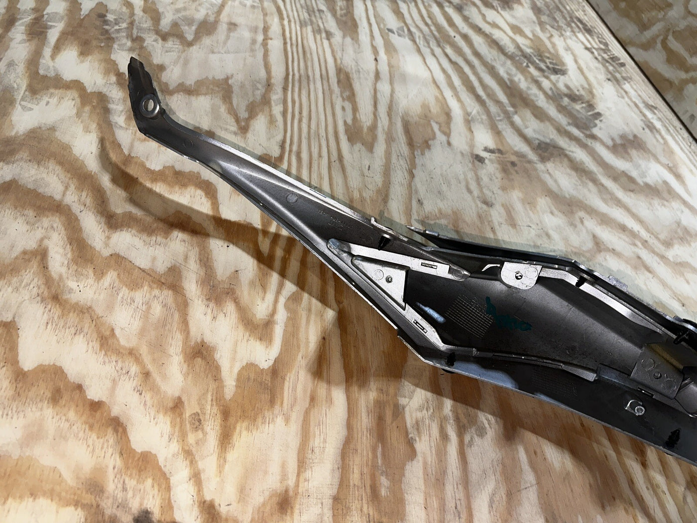 08-09 Suzuki Gsxr 600 Tail Fairing  Left And Right