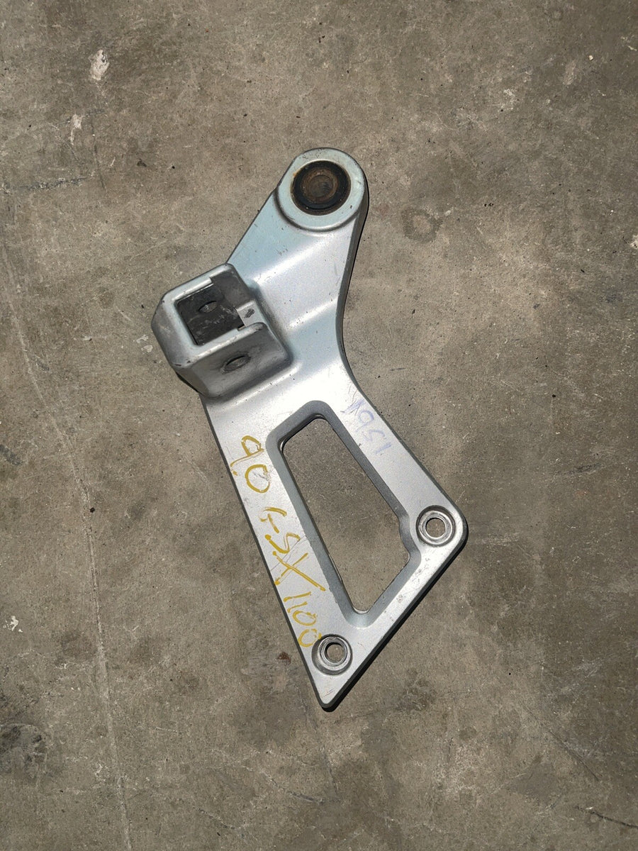 90 Suzuki Katana 1100 GSX1100F Rear Right Passenger Foot Peg Rest Mount Bracket