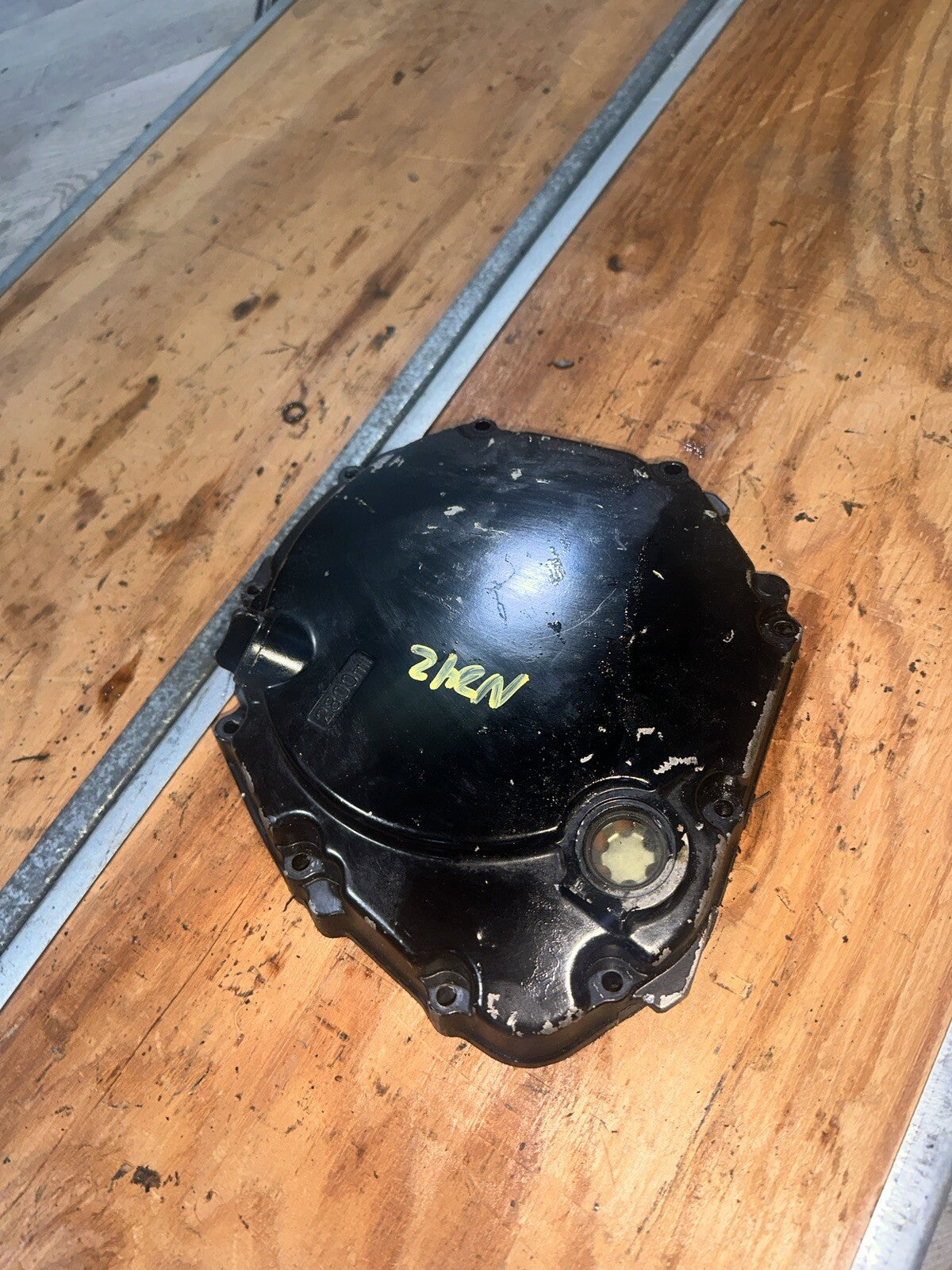04 05 2004 2005 Suzuki Gsxr 600 750 Clutch Cover Engine Side Motor Oem