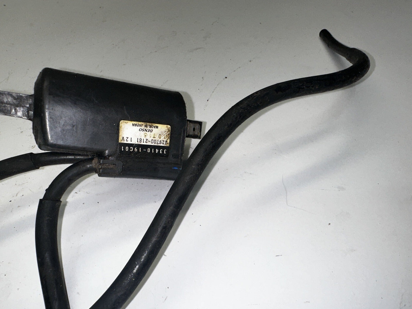 02 Suzuki Katana GSX 600 750 Ignition Coil Plug 129700-2181