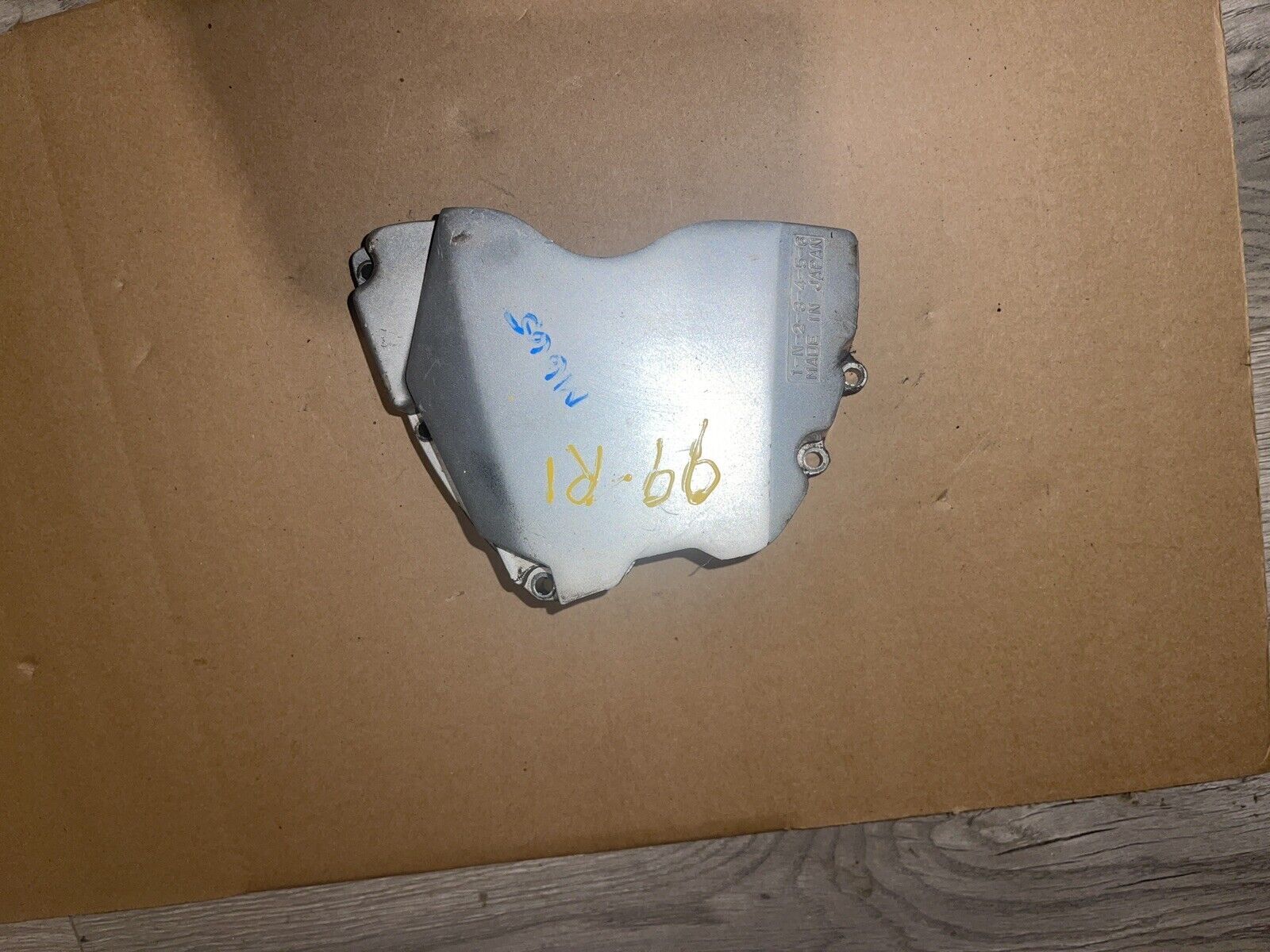 98-01 Yamaha YZF R1 YZFR1 Front Sprocket Cover