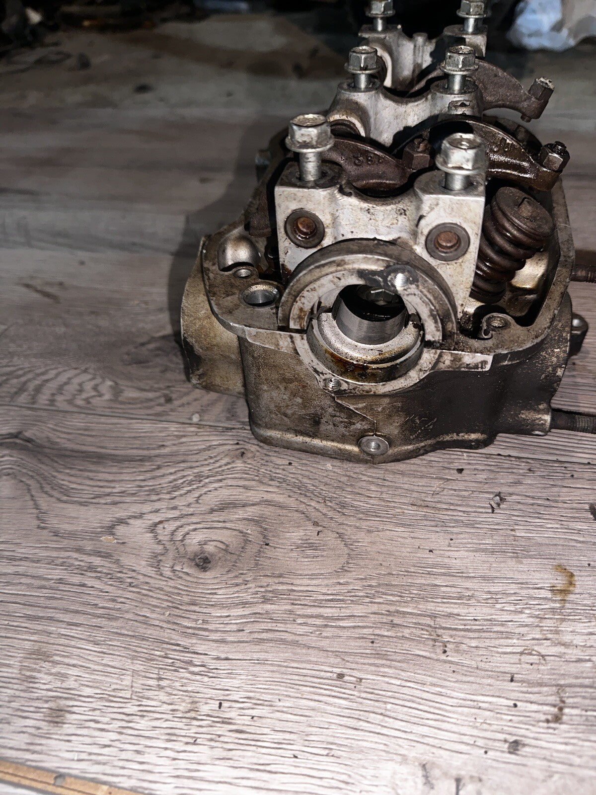 HONDA GOLDWING 1100 OEM CYLINDER HEAD 12200-463-010 MH82