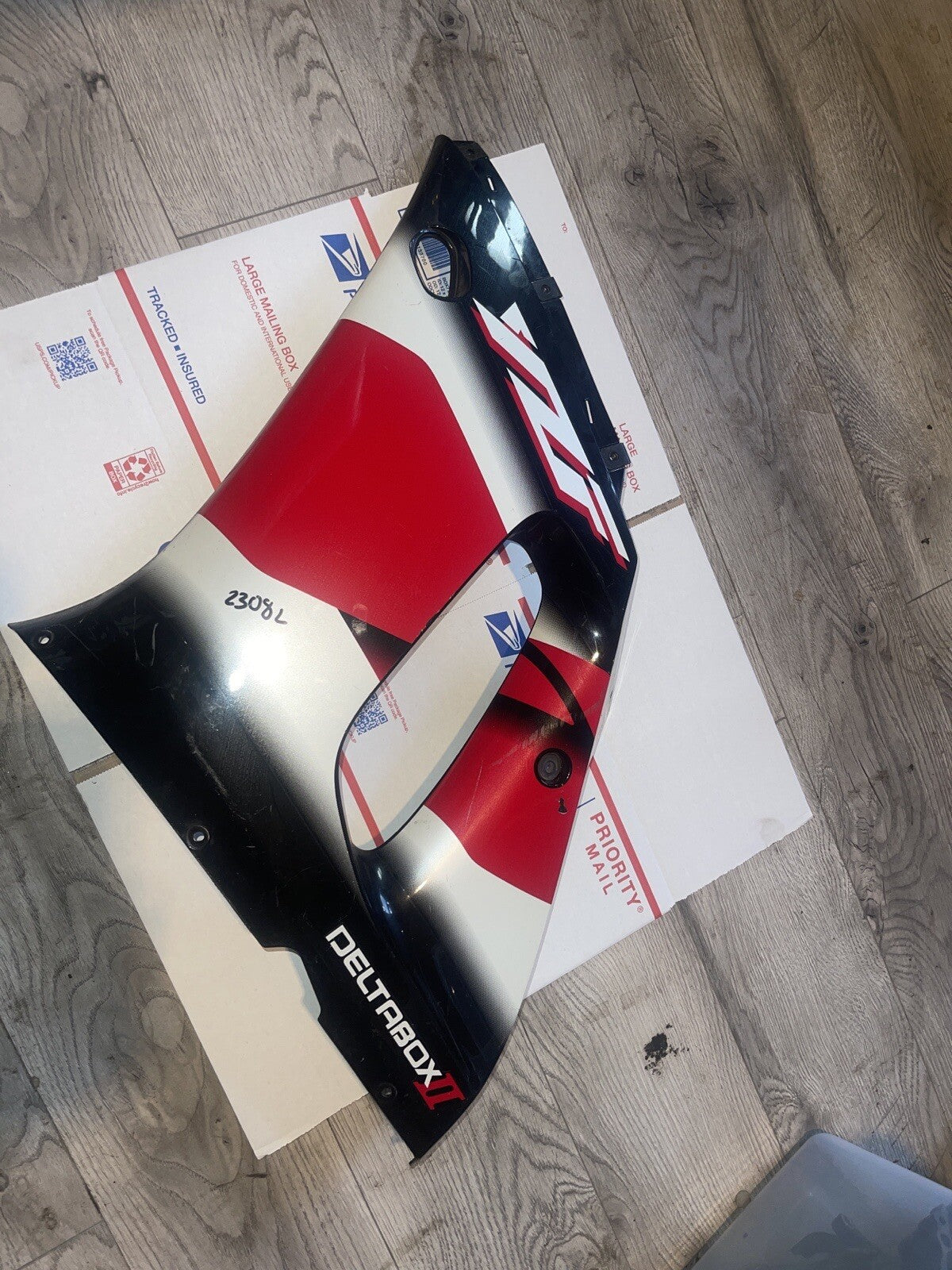 98-01 YAMAHA YZF R1 LEFT MID UPPER SIDE FAIRING COWL PLASTIC