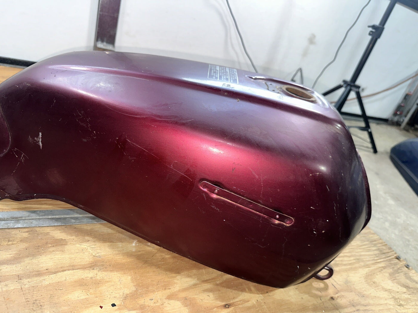 1983 Honda V45 Sabre Vf750 Vf750s Gas Fuel Petrol Tank