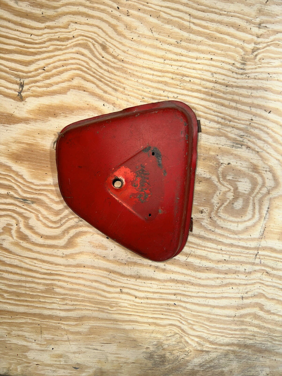 71 72 Honda CB 450 CB450 K Super Sport Left Side Cover Assembly