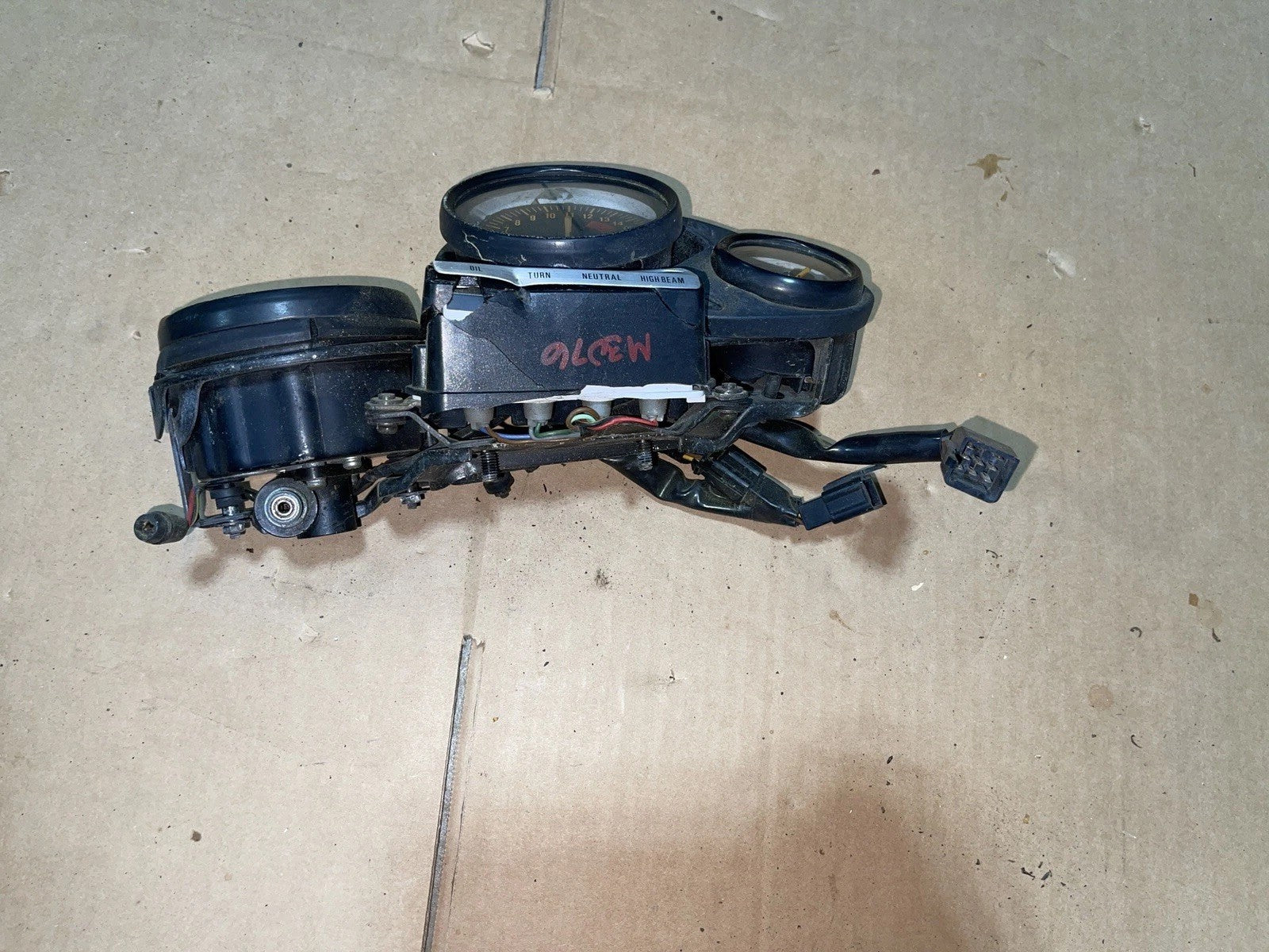 93-95 KAWASAKI NINJA ZX7R SPEEDO TACH GAUGES DISPLAY CLUSTER SPEEDOMETER Cracked